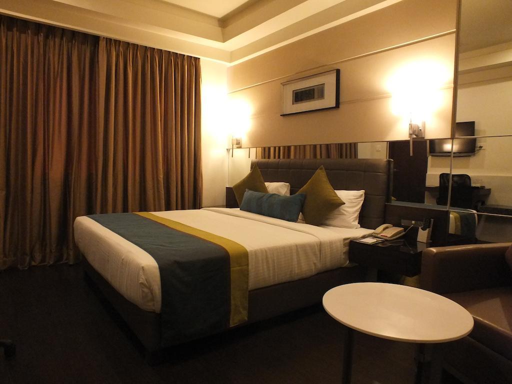 Hotel Regalia Τιρουπάτι Εξωτερικό φωτογραφία