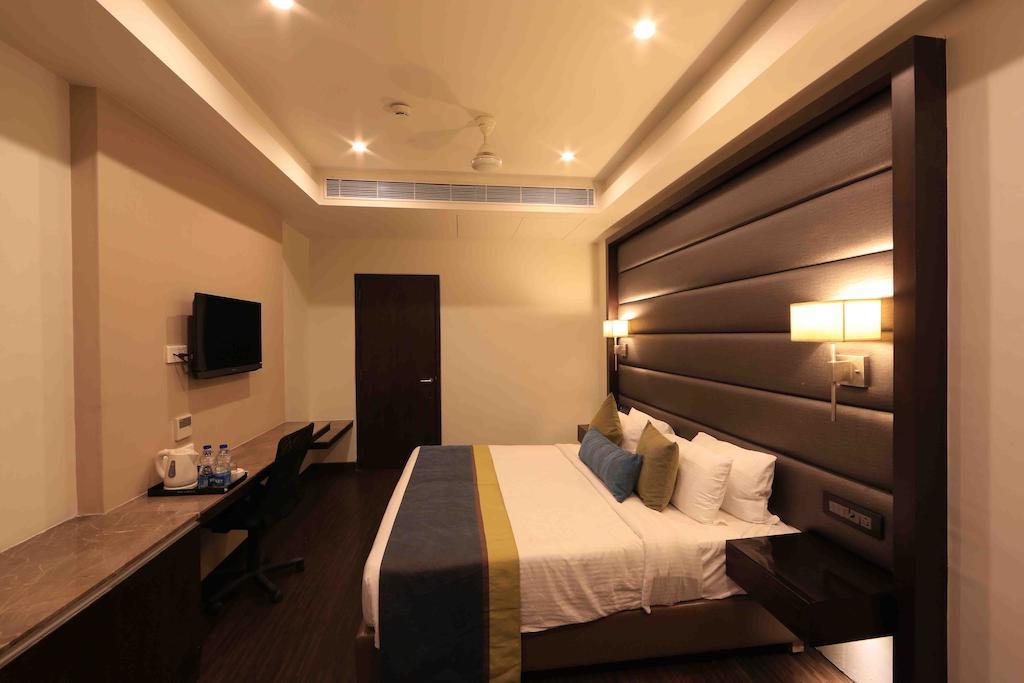 Hotel Regalia Τιρουπάτι Εξωτερικό φωτογραφία
